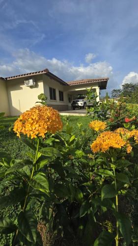 Los Algarrobos House | Cozy, Quiet & Spacious 4bd 3 bth Full Home Gated Community