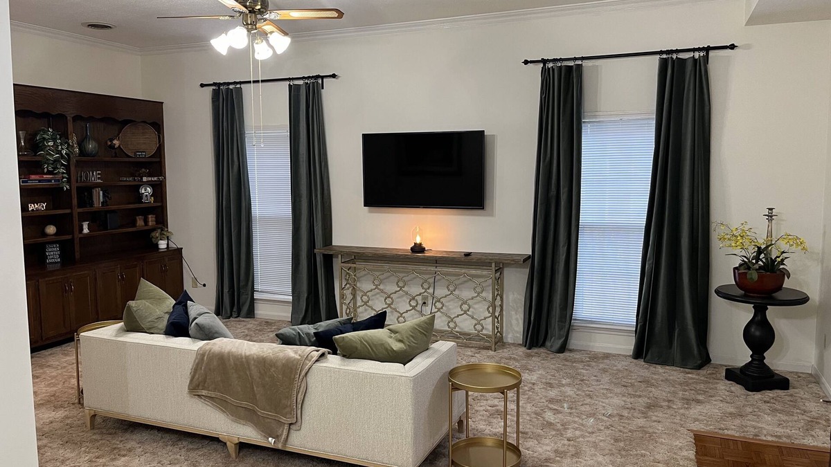Tupelo House | Cozy Quiet Townhouse in the middle of Tupelo