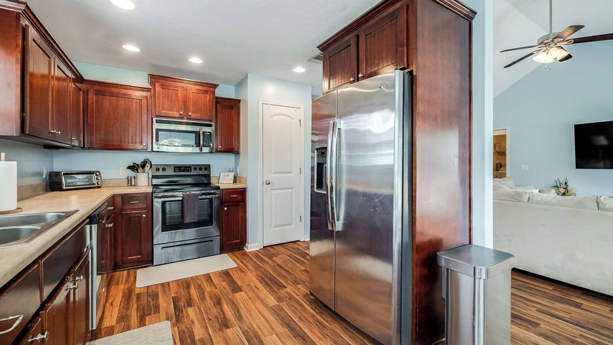 Eden House | Cozy Ranch Style Home with Large Fenced In Backyard