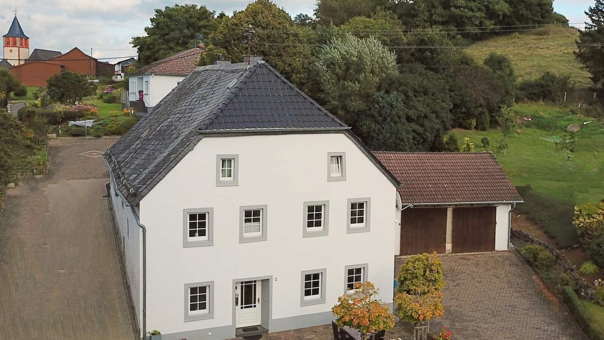Budesheim House | Cozy renovated farmhouse