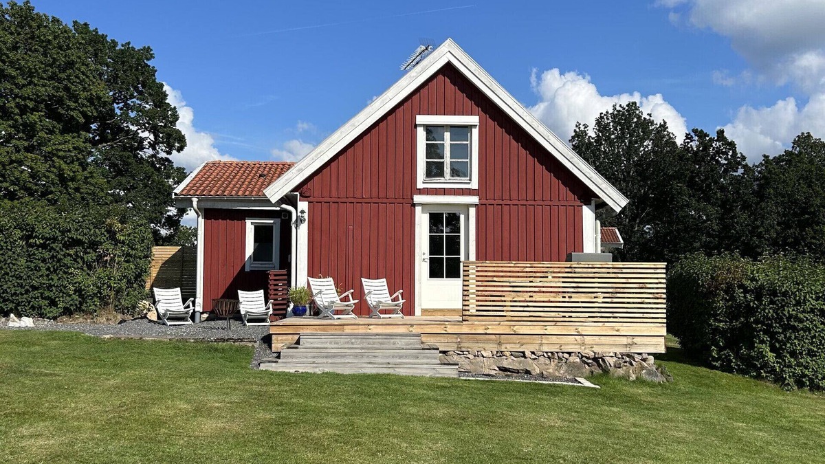 Annerstad House | Cozy, renovated holiday home near the lakes Kösen and Bolmen in Småland