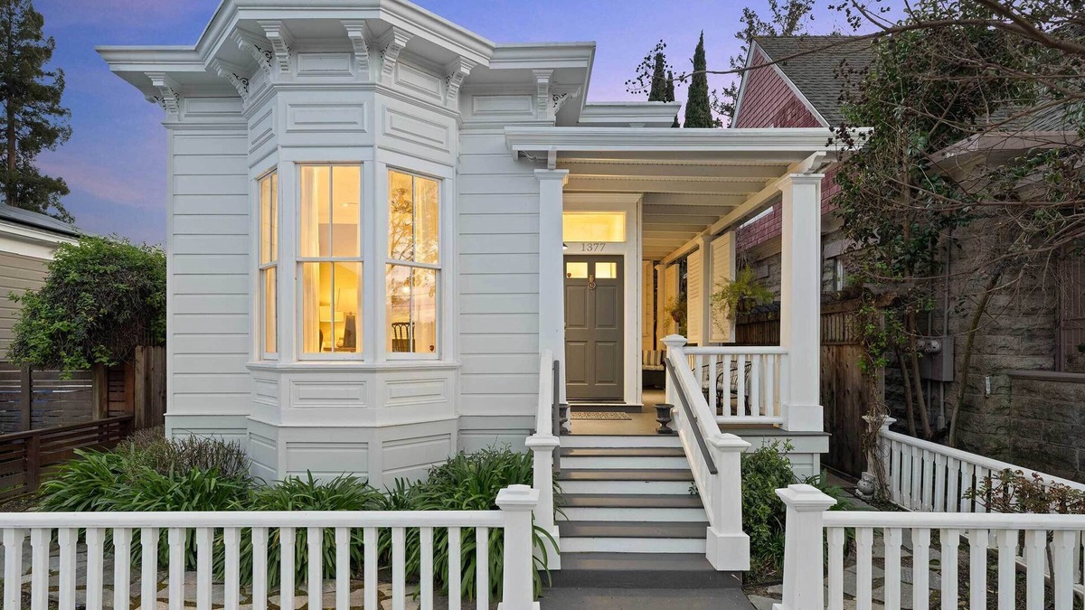 Downtown Napa Cottage | Cozy Restored Home, Walk to Town