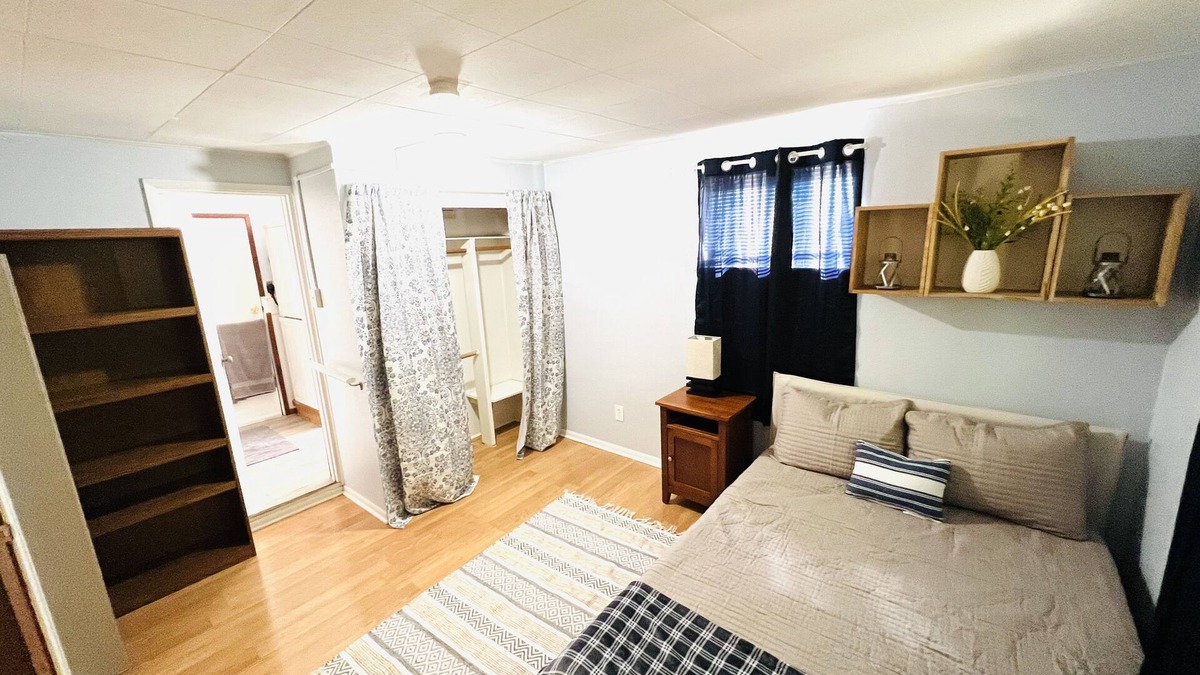 Puyallup Apartment | Cozy retreat near Western Washington Fairgrounds