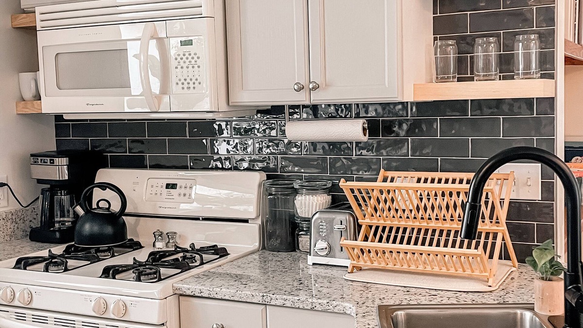 Traverse City Cottage | Cozy retreat steps away from trails & beaches, also near wineries & downtown