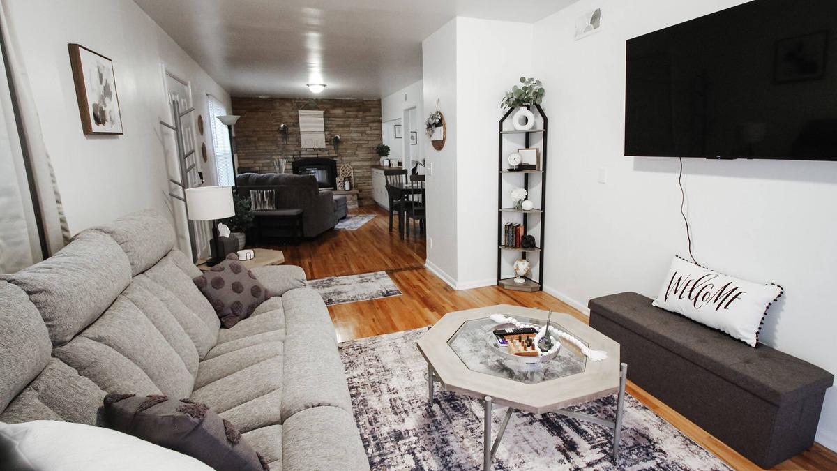 Wichita House | Cozy Retreat W/Treadmill, Fenced-in Yard & 3 TVs!