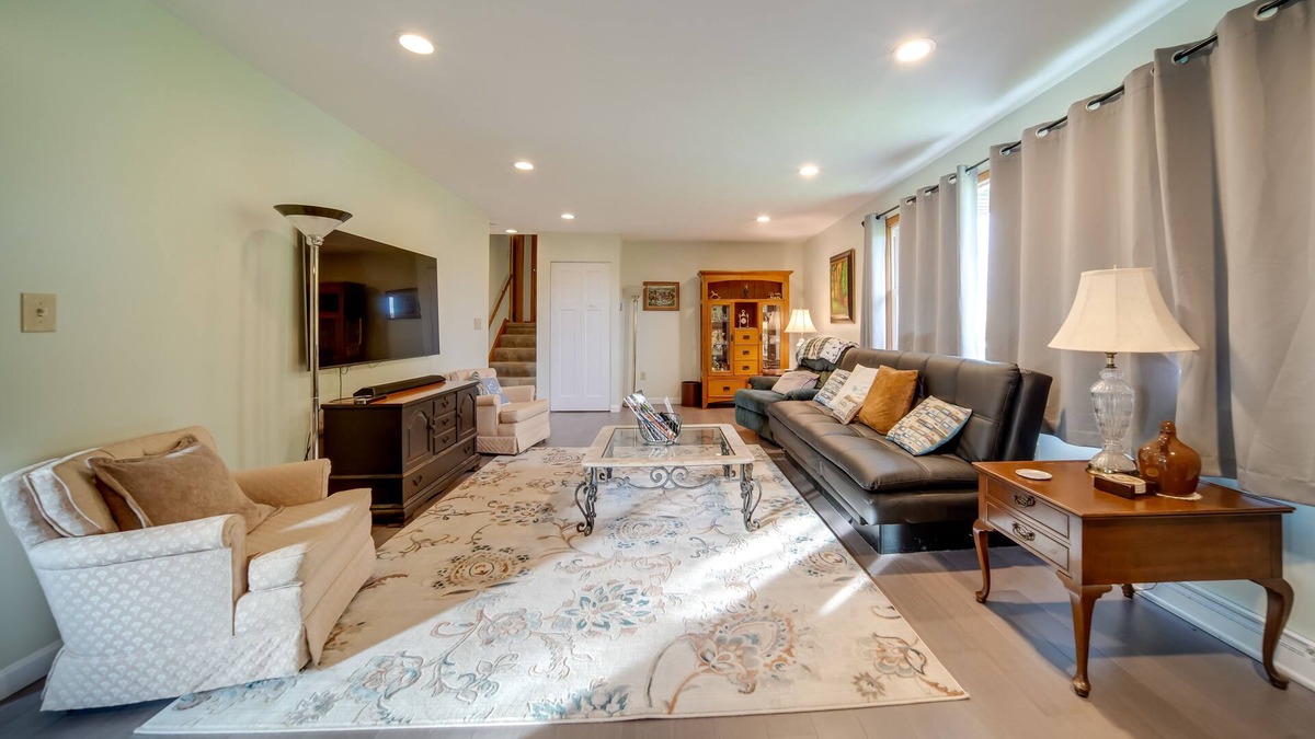 Ripley Apartment | Cozy Ripley Apartment - 21 Mi to Downtown Erie!