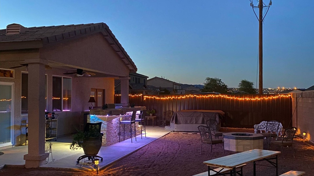 Holiday Shores House | Cozy Riverhouse w/Pool! Plenty of Space for the whole Family.