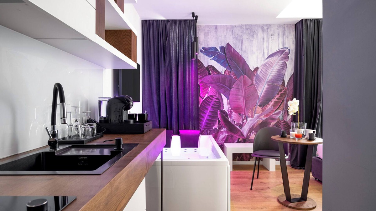 Ruggero Settimo House | Cozy room with whirlpool bath and kitchenette in the center of Palermo