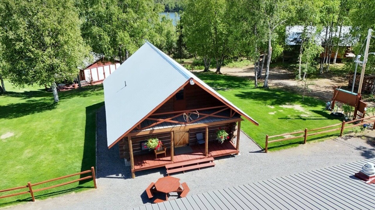 Sterling Cabin | Cozy Rustic Duplex Cabin - Kodiak Side