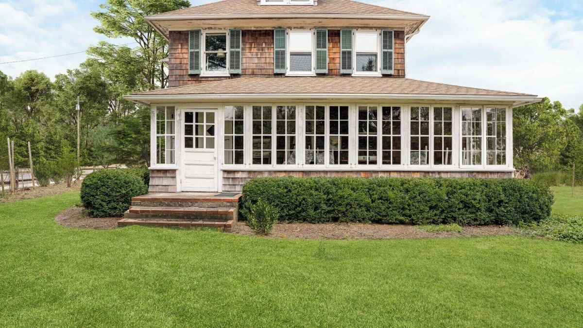 Sag Harbor House | Cozy Sag Harbor home close to town and beaches, great for families