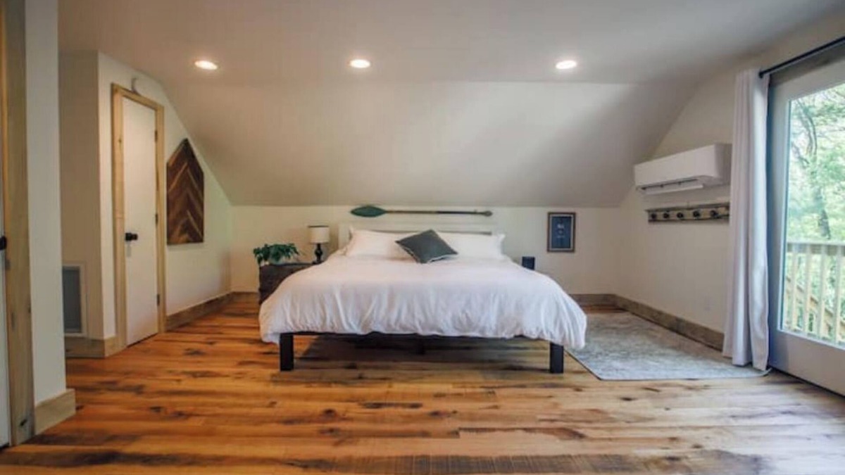 Franklin House | Cozy Sanctuary/Dwtn Franklin Studio w Priv Entry