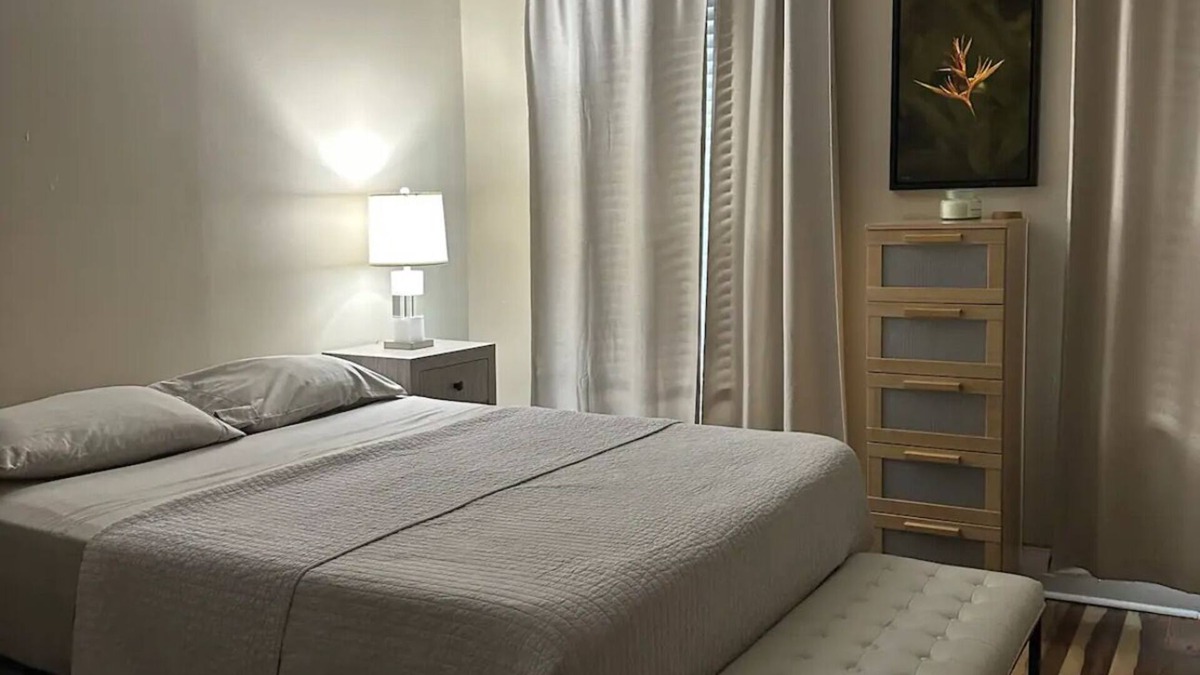 Newbold House | Cozy South Philly home