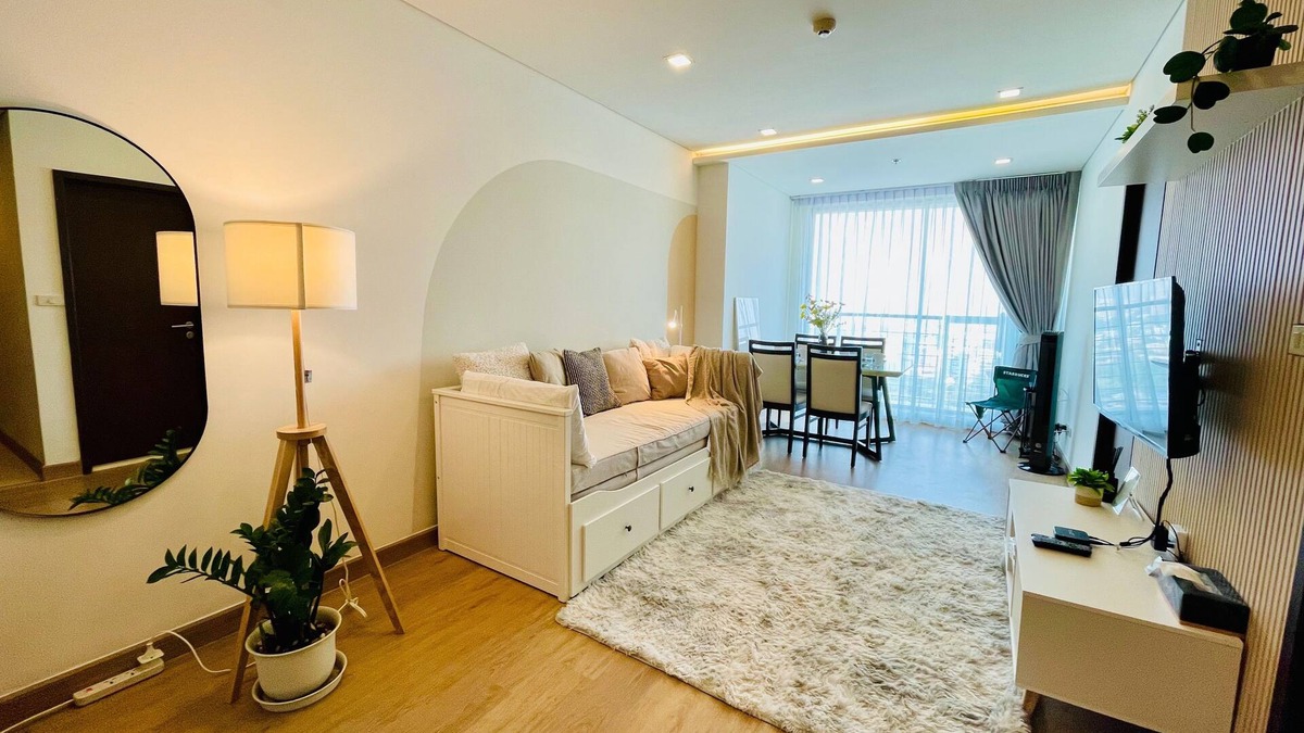 Phra Khanong Nuea Condo | Cozy Spacious 1BR 2Bed 200m BTS PhraKhanong, W District