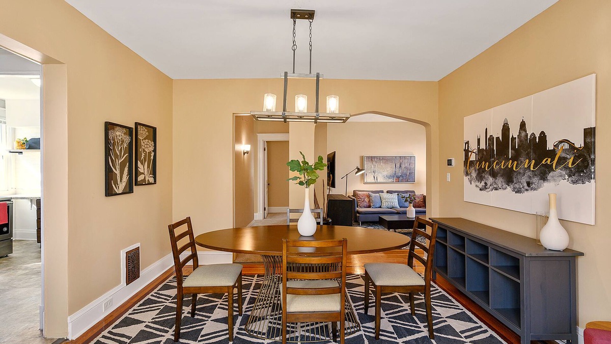 Clifton Apartment | Cozy & Spacious 2 Bed Apartment in Clifton Gaslight - Minutes from Everything!