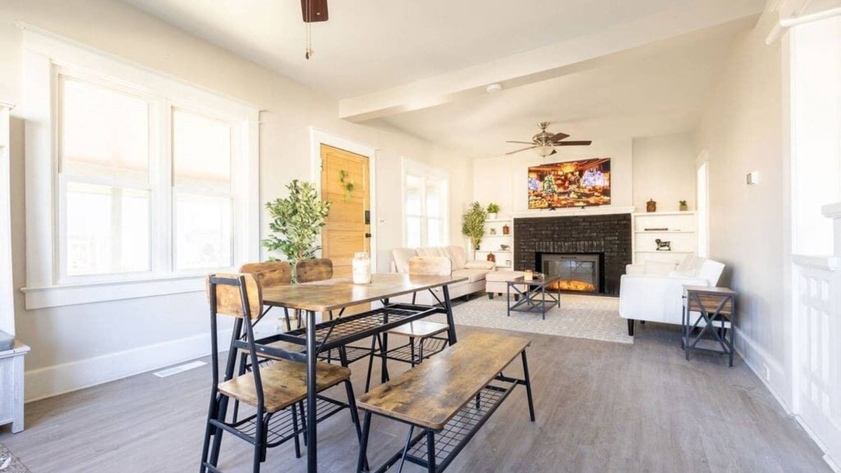 Trappe House | Cozy & Spacious, The Calway Inn