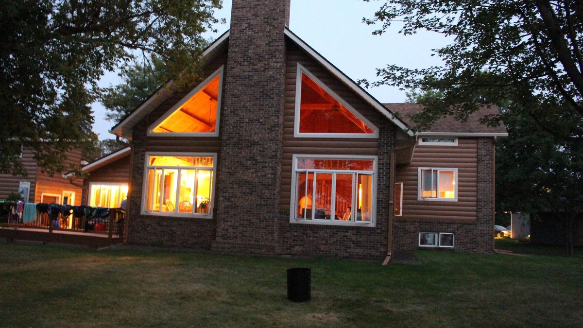 Richwood Cabin | Cozy & Spacious Timber Frame Cabin - Middle Cormorant Lake