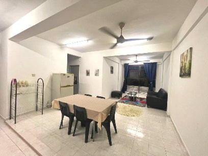 Bukit Baru Apartment | Cozy Stay ANJANA SERI GUEST HOUSE HOMESTAY Melaka