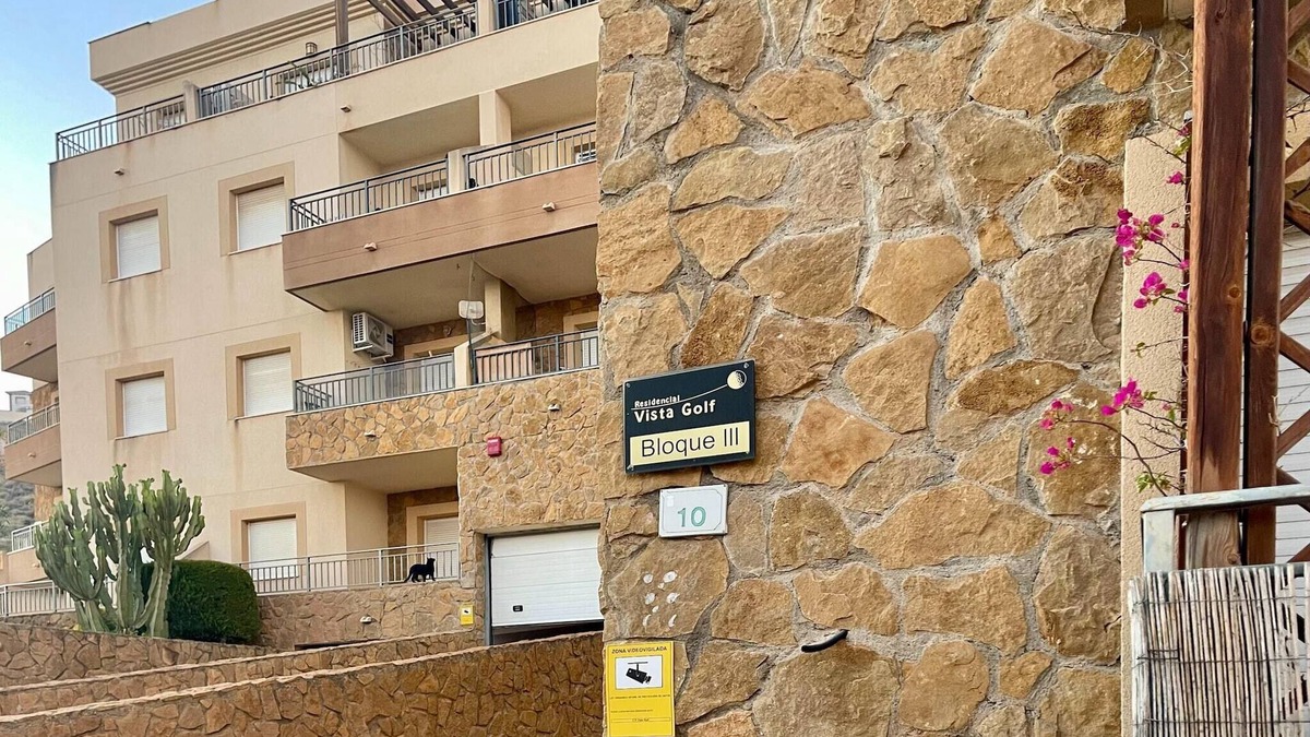 La Envia Apartment | Cozy Stay Near Roquetas