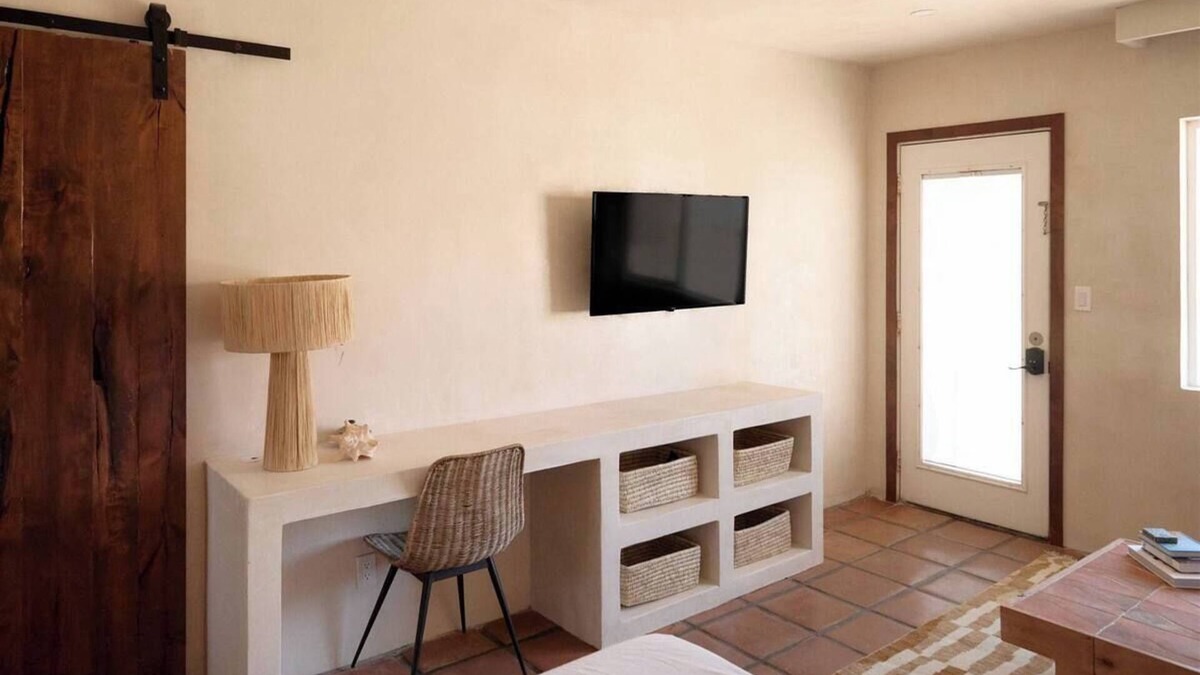 Imperial Beach Hotel | Cozy Studio - 2 Min to Beach!