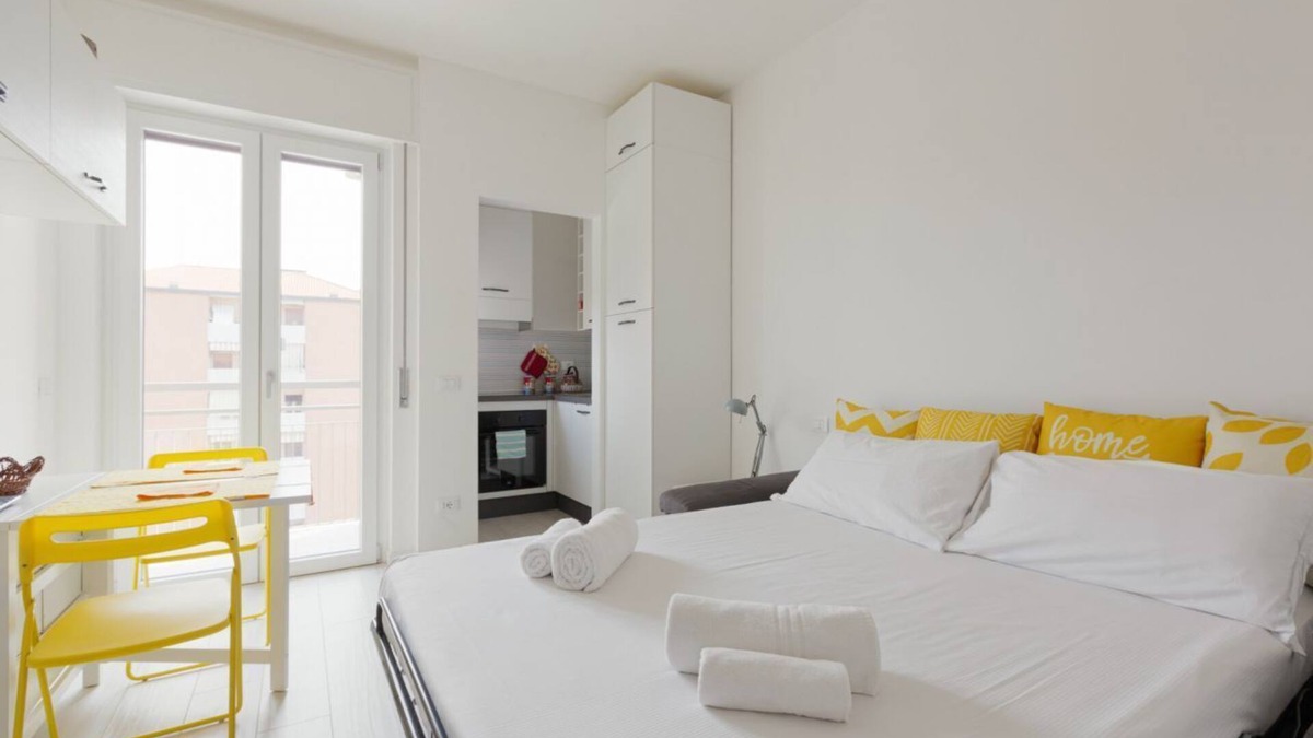 Barona Apartment | Cozy studio apartment 1.5km from IULM University!