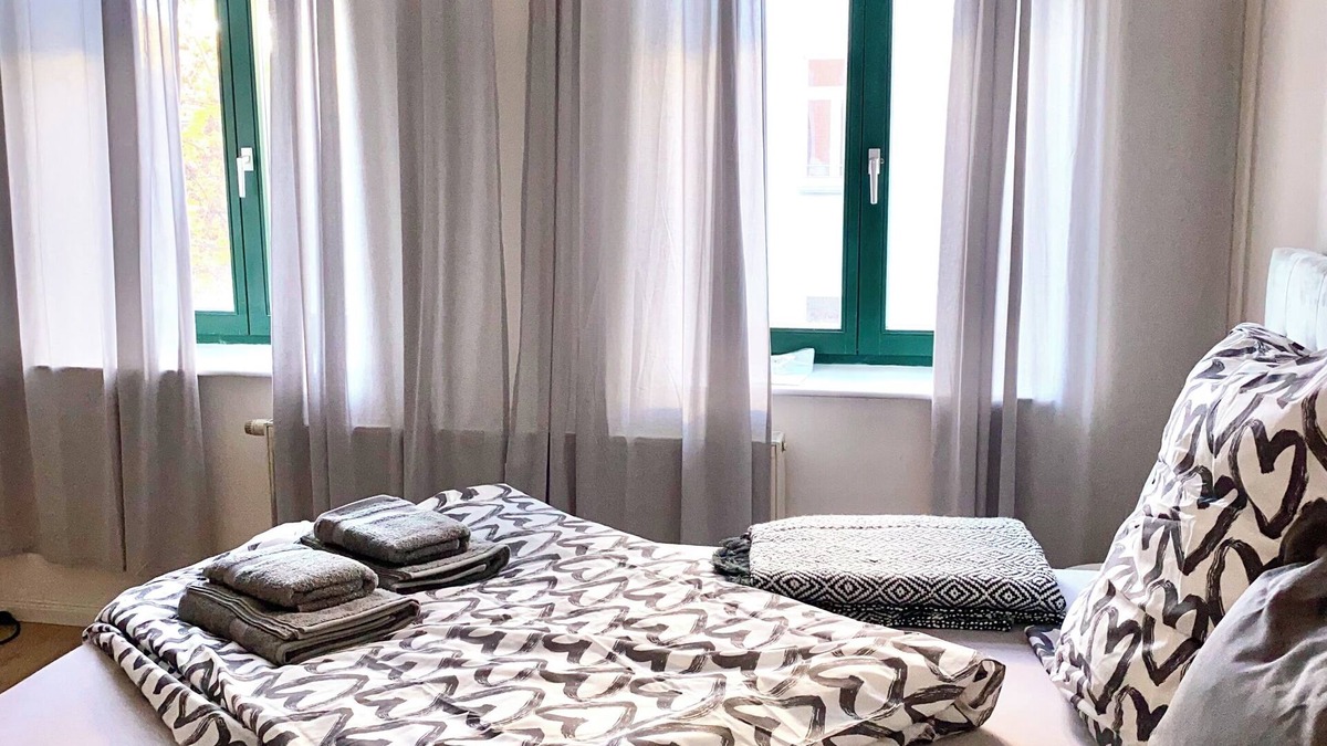 Plagwitz Apartment | Cozy studio apartment on the Karl Heine Canal in Plagwitz