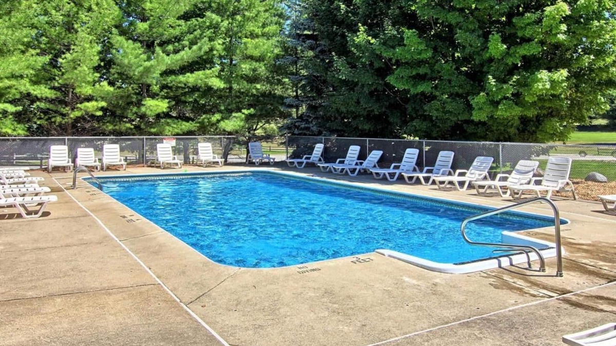 Bellaire Apartment | Cozy studio in charming Bellaire with AC, WiFi
