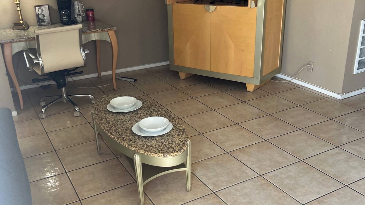 Paradise Apartment | Cozy studio in wonderful Las Vegas with WiFi and AC