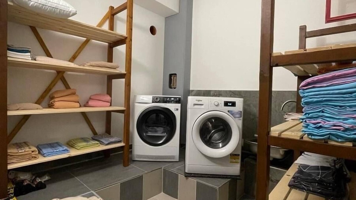 Prague 3 Apartment | Cozy Studio in Zizkov, Prague