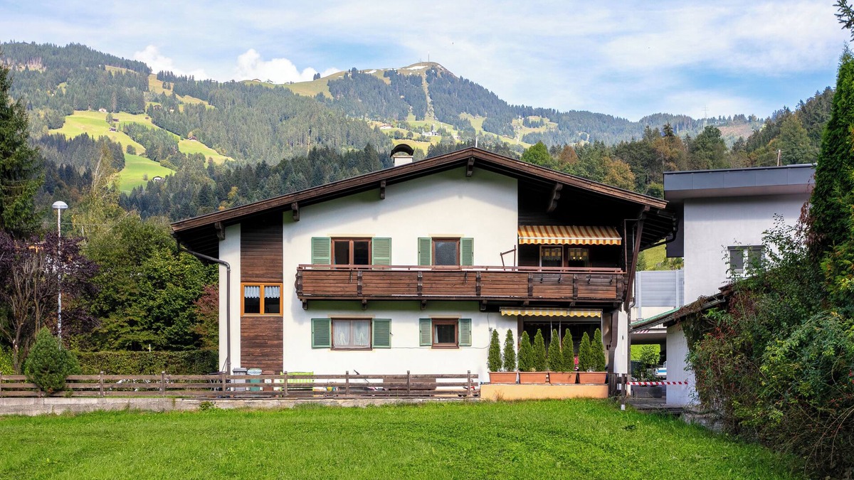 Hopfgarten Markt Apartment | Cozy sunny apartment, 230m from the ski lift