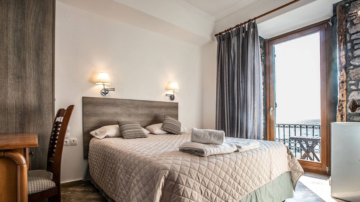 Myrina House | Cozy Suites At The Deep Blue Sea 4,5,6,7
