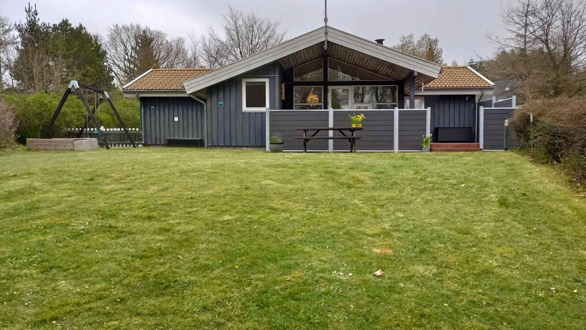 Bønnerup Strand House | Cozy summer house and annex in tranquility