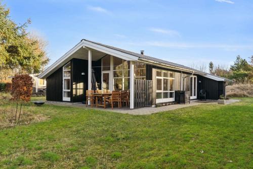 Fjerritslev House | Cozy Summer House In North Jutland