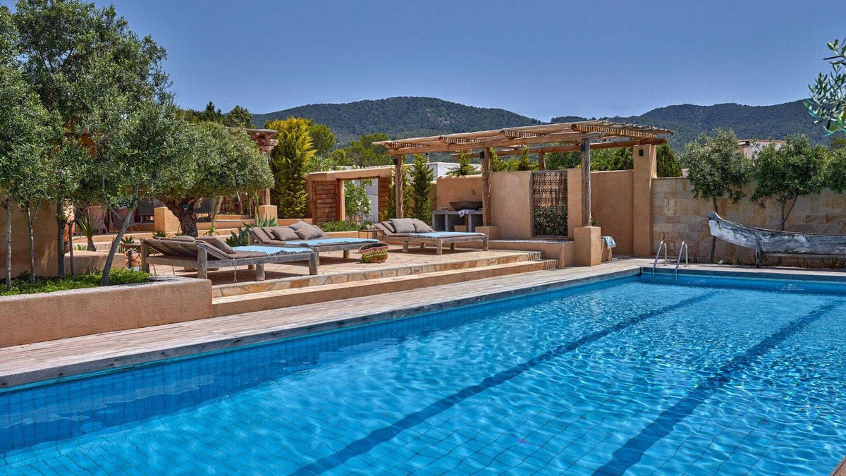 Sant Josep de sa Talaia House | Cozy three bedroom villa with Es Vedra views!
