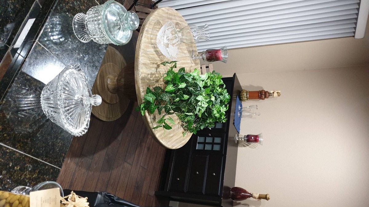 Neighbors Southwest House | Cozy Townhome near La Provence