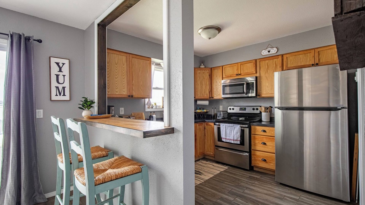 Glenrock House | Cozy townhouse in Glenrock, WY.