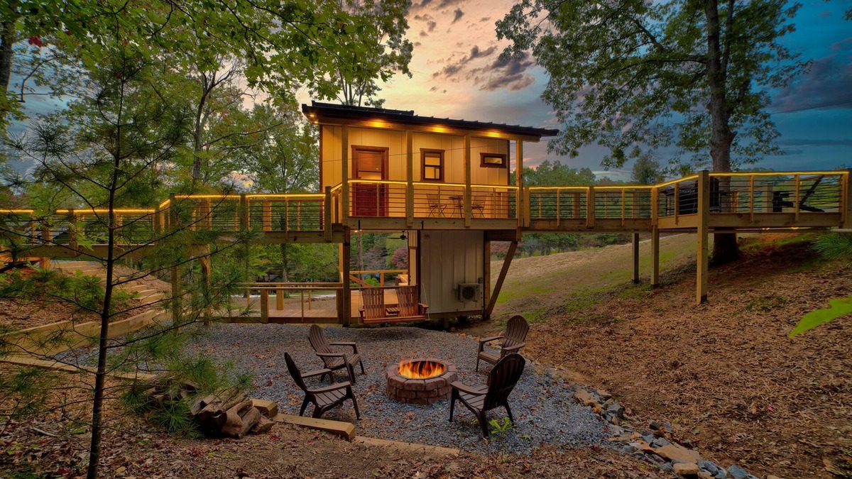 Morganton Cabin | Cozy Treehouse w/Hot Tub, Fire Pit, Steps to Blue Ridge Lake, Dog Friendly