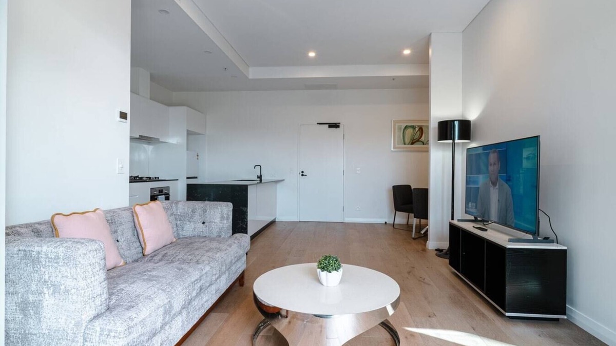 Fortitude Valley Apartment | Cozy Two bedroom Apartment with Parking