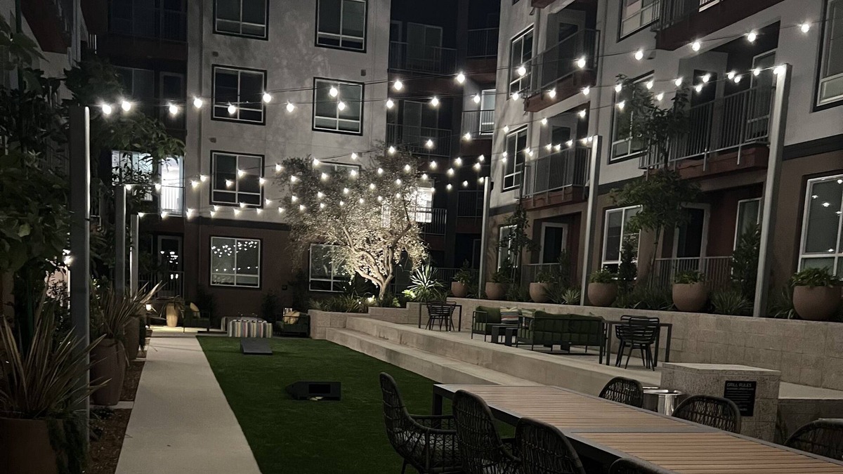 Westmont Apartment | “Cozy Two bedroom in Pomona”
