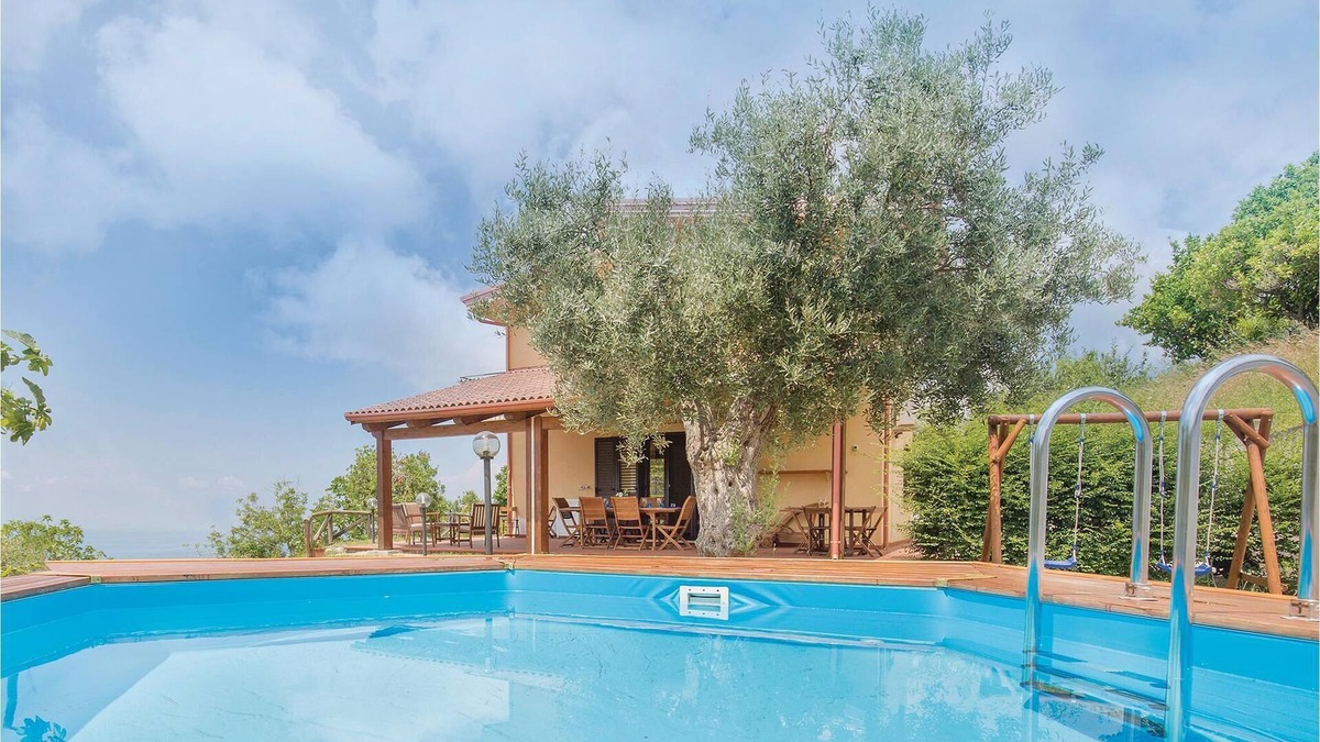 Belvedere Marittimo House | Cozy vacation home with panoramic view of a charming part of the Riviera dei Cedri, between Diamante