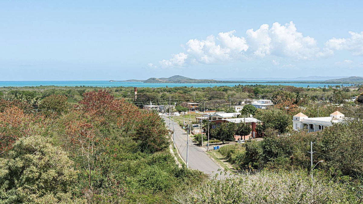 Machos Apartment | Cozy Vacation Apartment for 6 | Puerto Rico