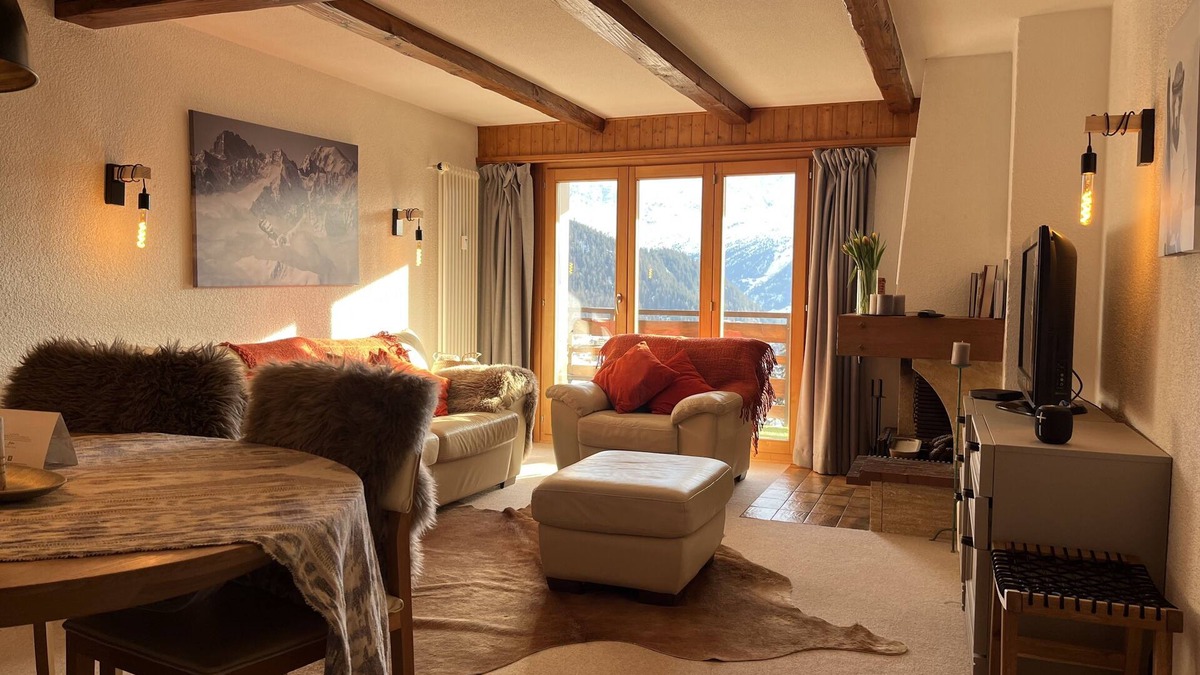 Verbier Apartment | Cozy Verbier flat in front of ski lift with fantastic mountain view!