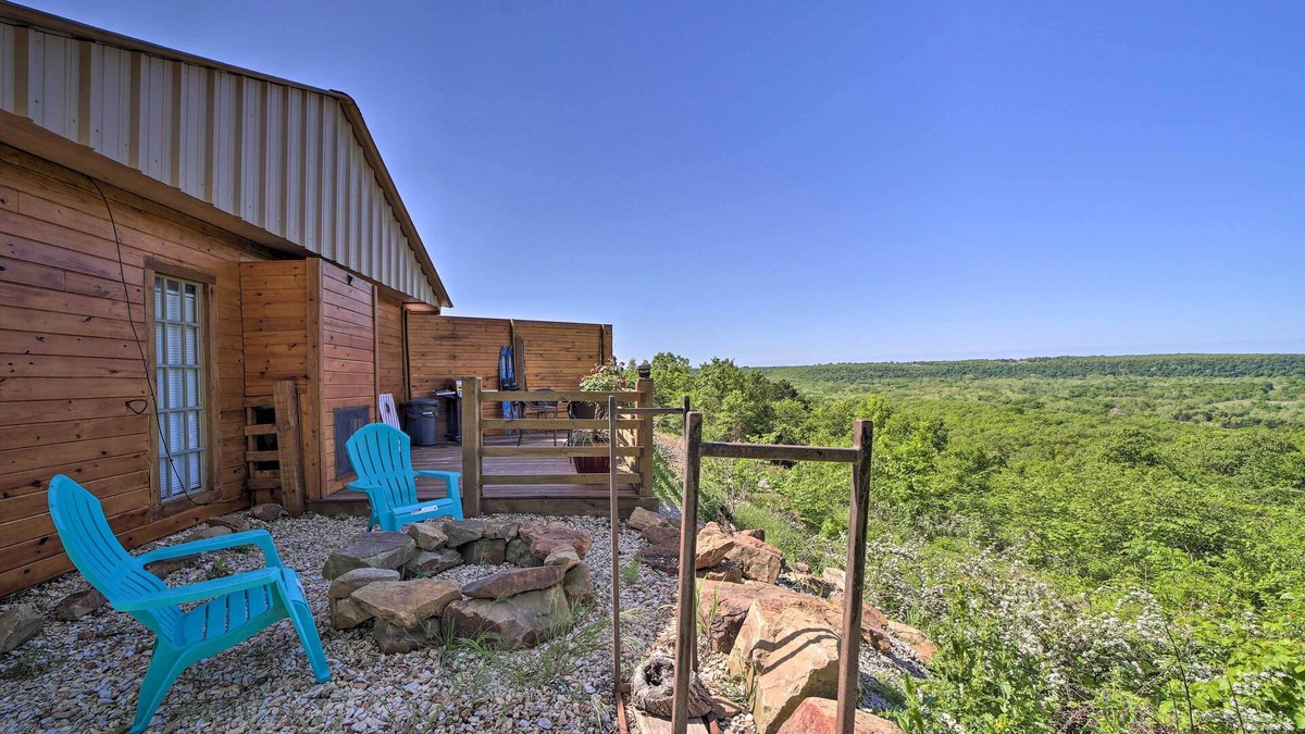 Vian Cabin | Cozy Vian Cabin: 1 Mi to Tenkiller State Park