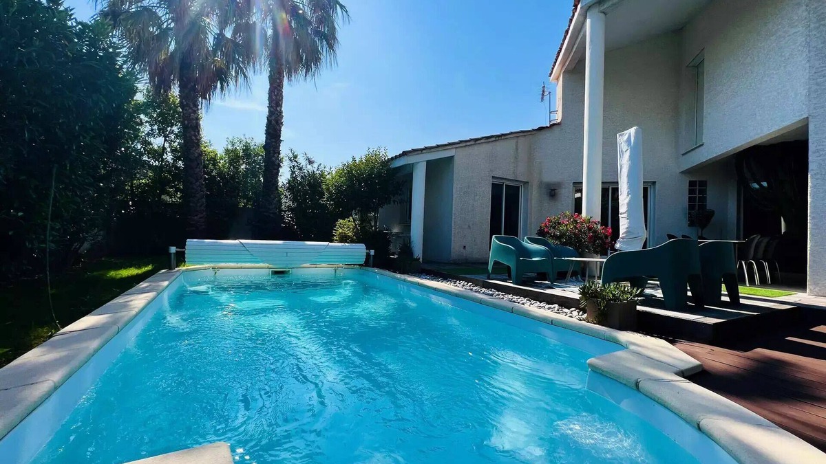 La Grande-Motte Villa | Cozy Villa - Houses & Villas for 8 People