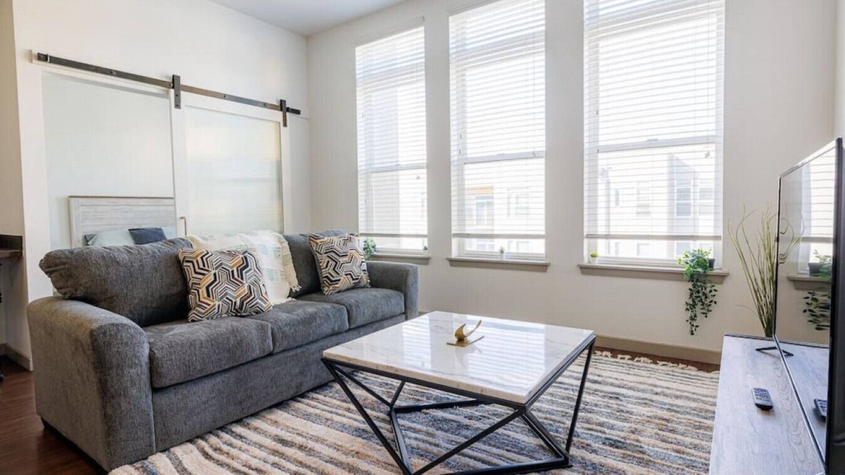 River North Art District Apartment | Cozy Work From Home!