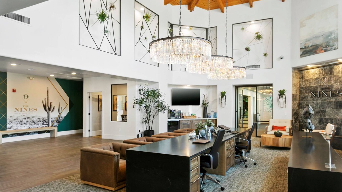 Kierland Apartment | CozySuites at Kierland Commons