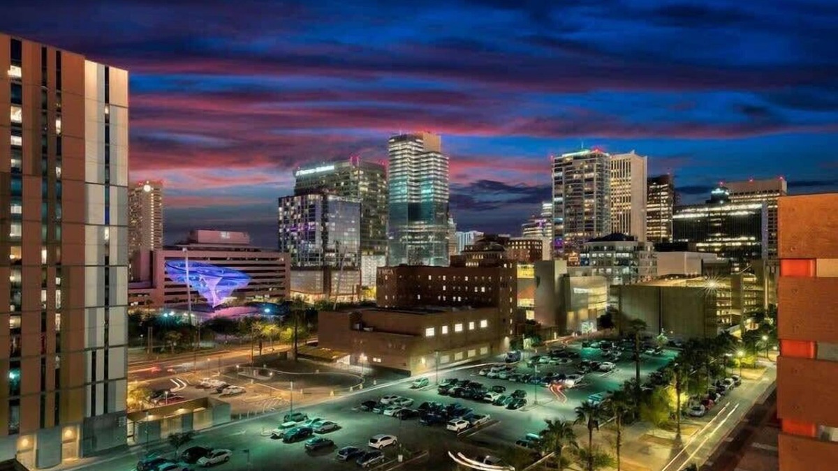 Roosevelt Apartment | Cozysuites PHX RORO Gym, Pool, Pets, Parking! #17