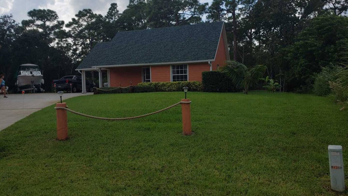 Vero Beach House | Cozzi cottage paradise with private entrance