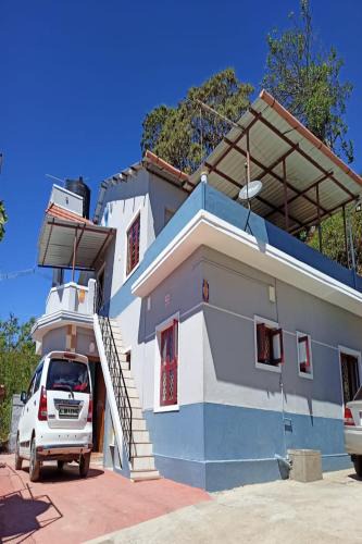 Kodaikanal House | CR Homestay Kodaikanal by LexStays