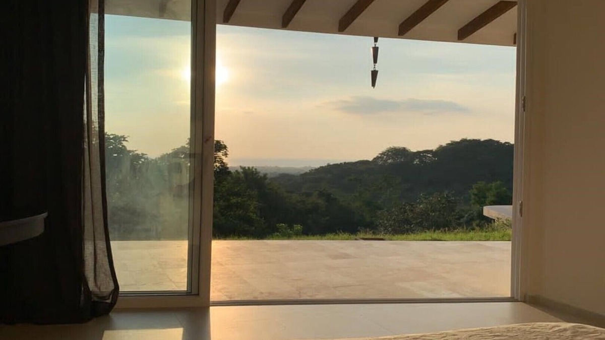 Playa Negra House | House with terrace and pool.