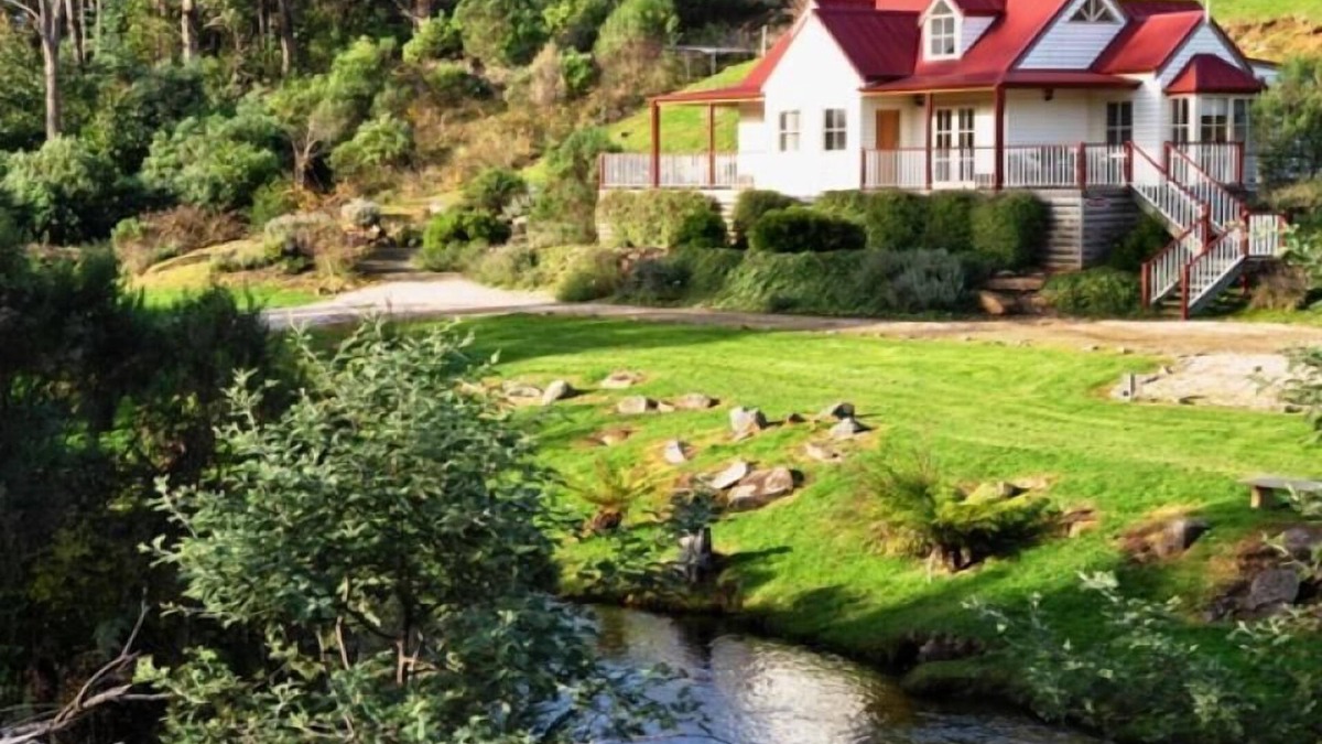 Grove Cottage | Crabtree River Cottages
